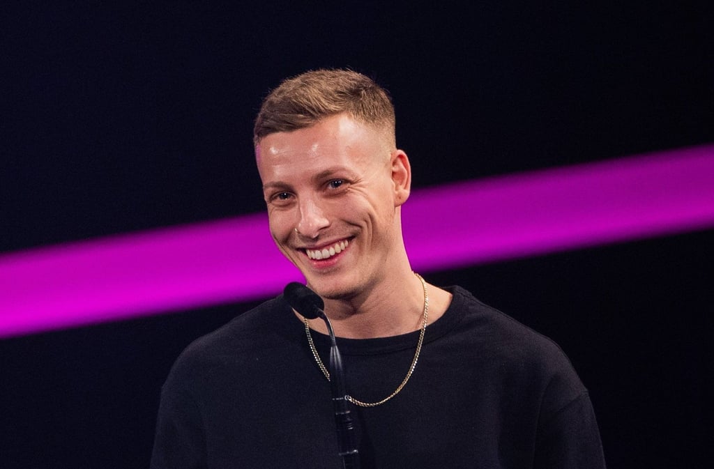 Der Comedian und Podcaster Felix Lobrecht gehört für die Zeitschrift „GQ“ zu den „Männern des Jahres“.