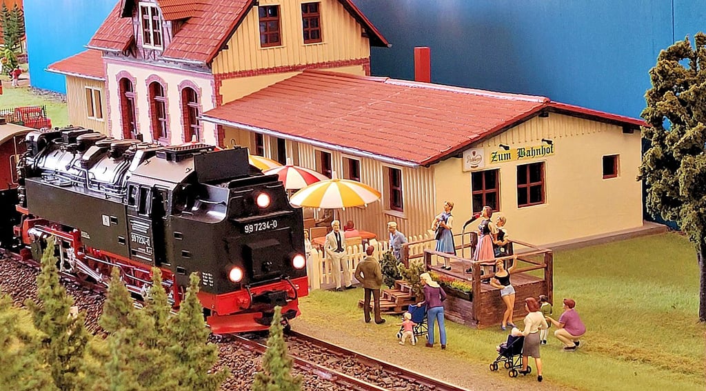 Der Bahnhof Güntersberge im Harz wurde in Miniaturformat nachgebaut.
