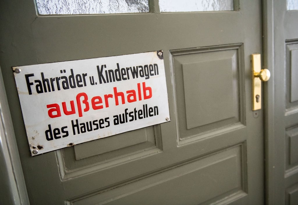 In der Regel dürfen Mieter ihre Fahrräder nicht im Treppenhaus abstellen.