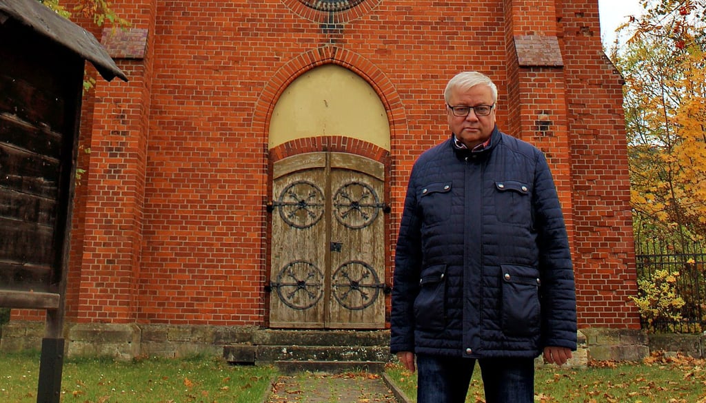 Die Emmeringer Kirche ist für Lutz Bittner eine Herzensangelegenheit.