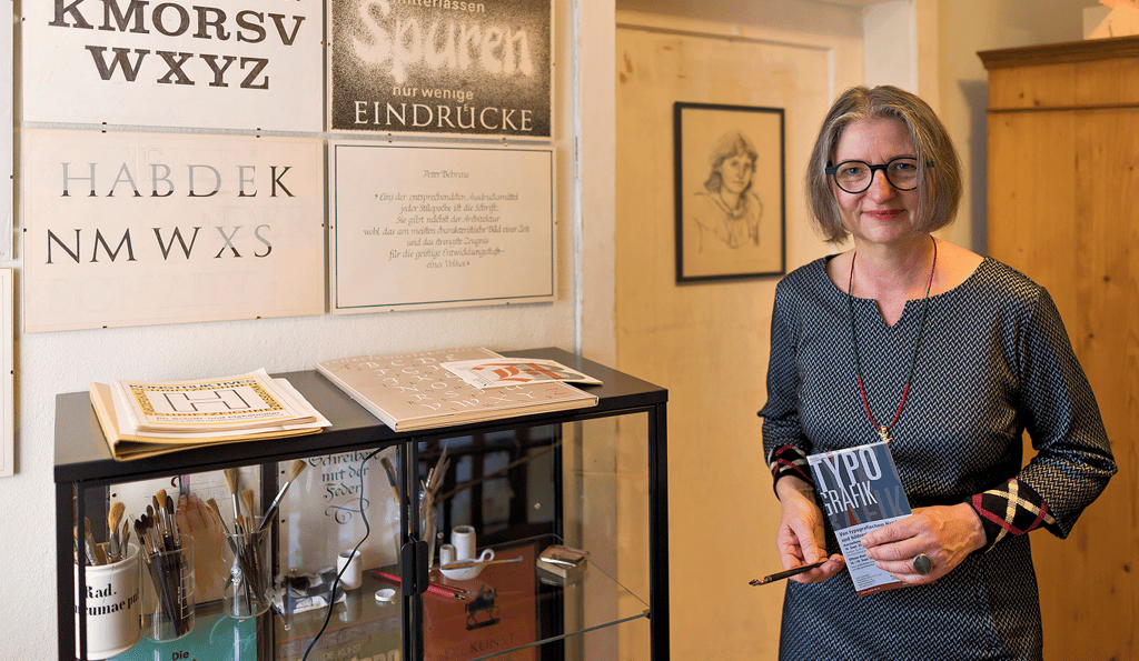 Wie funktioniert Schrift – die Wernigeröder Grafikdesignerin Dorit Goedecke will es Interessierten zeigen.