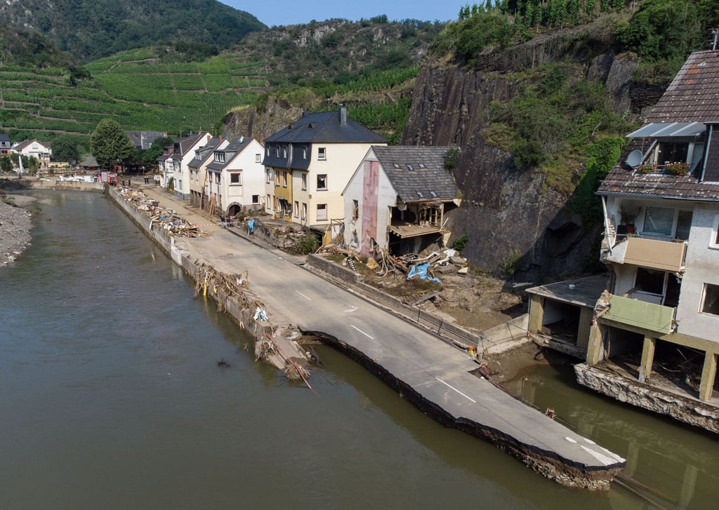 Nicht nur in Mayschoß in Rheinland-Pfalz wurden viele Häuser bei der Hochwasserkatastrophe komplett zerstört oder stark beschädigt.