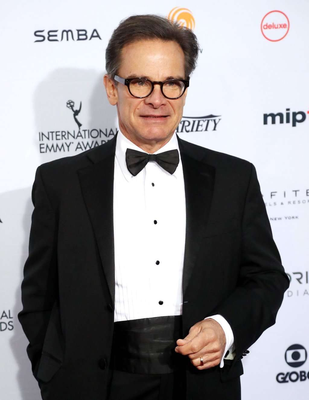 Der US-amerikanische Schauspieler Peter Scolari bei den 44. Emmy Awards im November 2016.
