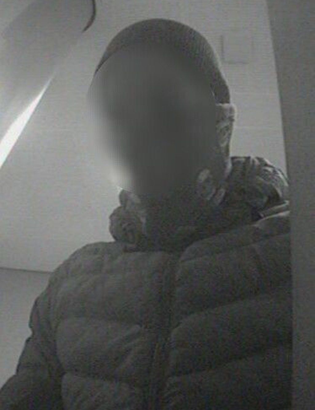 Wer erkennt diesen Mann?