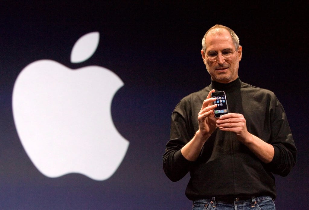 Steve Jobs, Mitbegründer von Apple, stellt das iPhone in San Francisco, USA, vor.