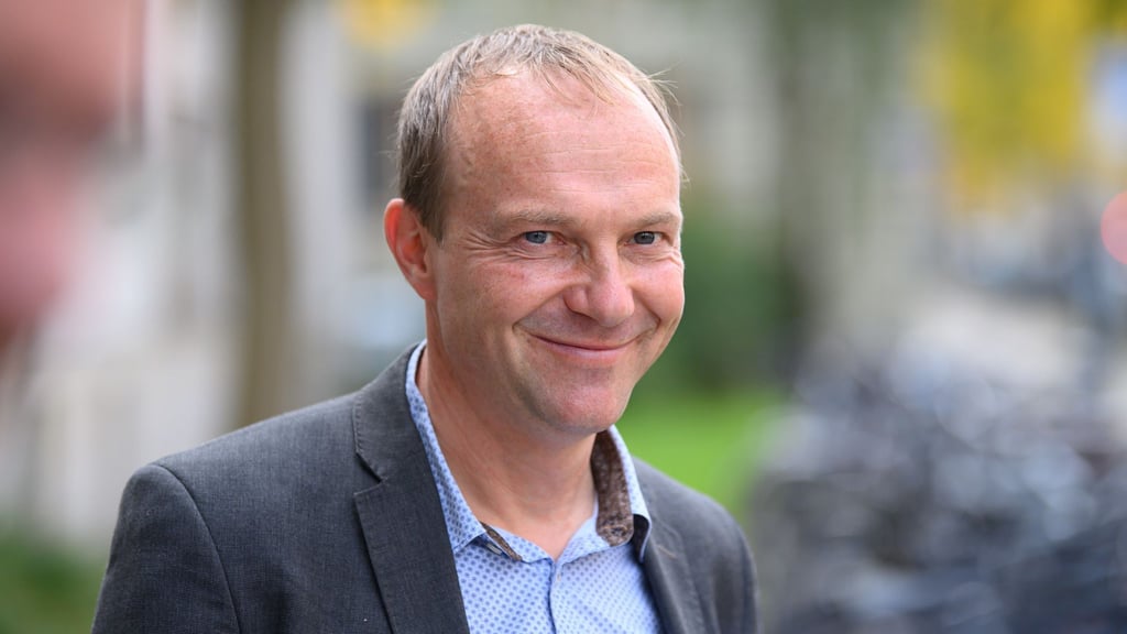 Sachsen Vize-Ministerpräsident Wolfram Günther sieht rechtsextremen Terror weiter als große Herausforderung im Freistaat.