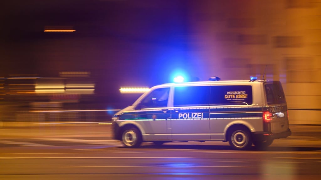 Es entstand Sachschaden, Personen wurden nicht verletzt.
