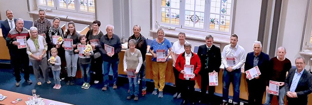 Wer an allen 40 Sammelstellen den Salzländer Kulturstempel holt, wird zum Kulturkonsul ernannt. In dieser Woche fand die Auszeichnungsveranstaltung in der Kreisverwaltung in Bernburg statt.