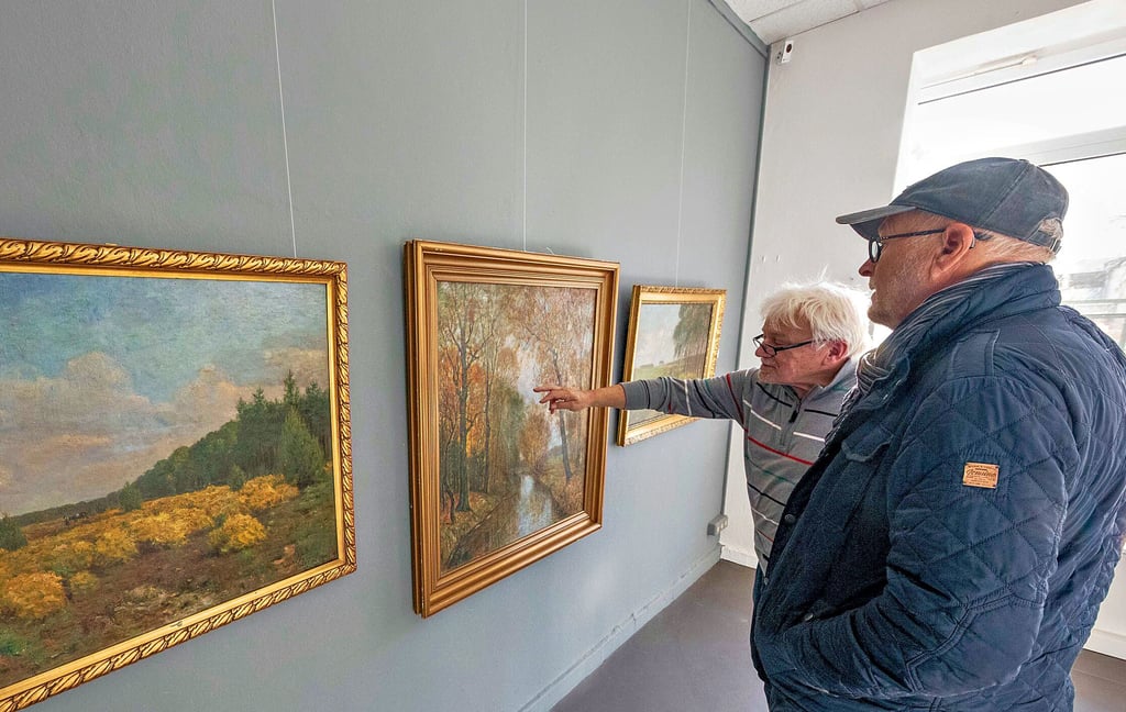 Rund 60 Arbeiten des Malers Leo Hohlfeld hat der Anhaltische Kunstverein ins Licht geholt.