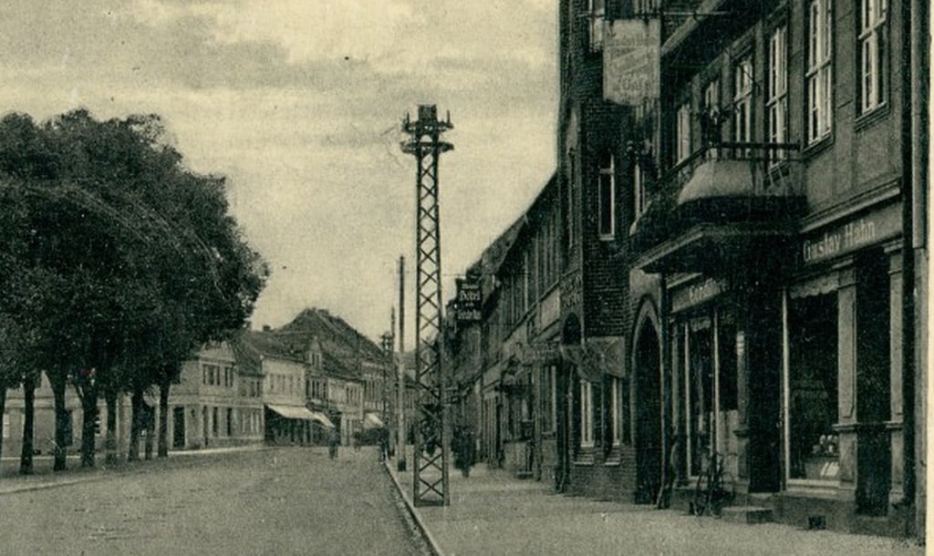 In der heutigen Brandenburger Straße in Genthin gab es bereits im 19. Jahrhundert eine Tradition von Backhandwerk.