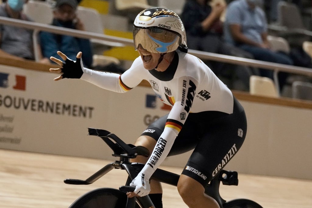 Lisa Brennauer legte im Vélodrome von Roubaix einen deutschen Rekord hin.