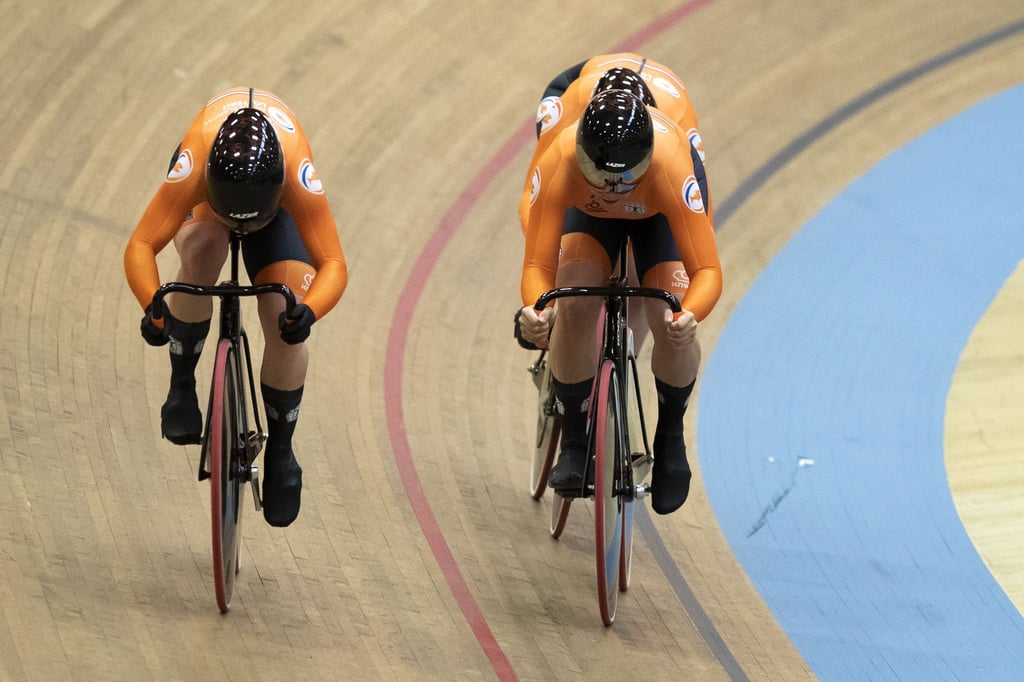 Team Niederlande mit Shanne Braspenninxcx, Kyra Lamberink und Steffie van der Peet in Aktion .
