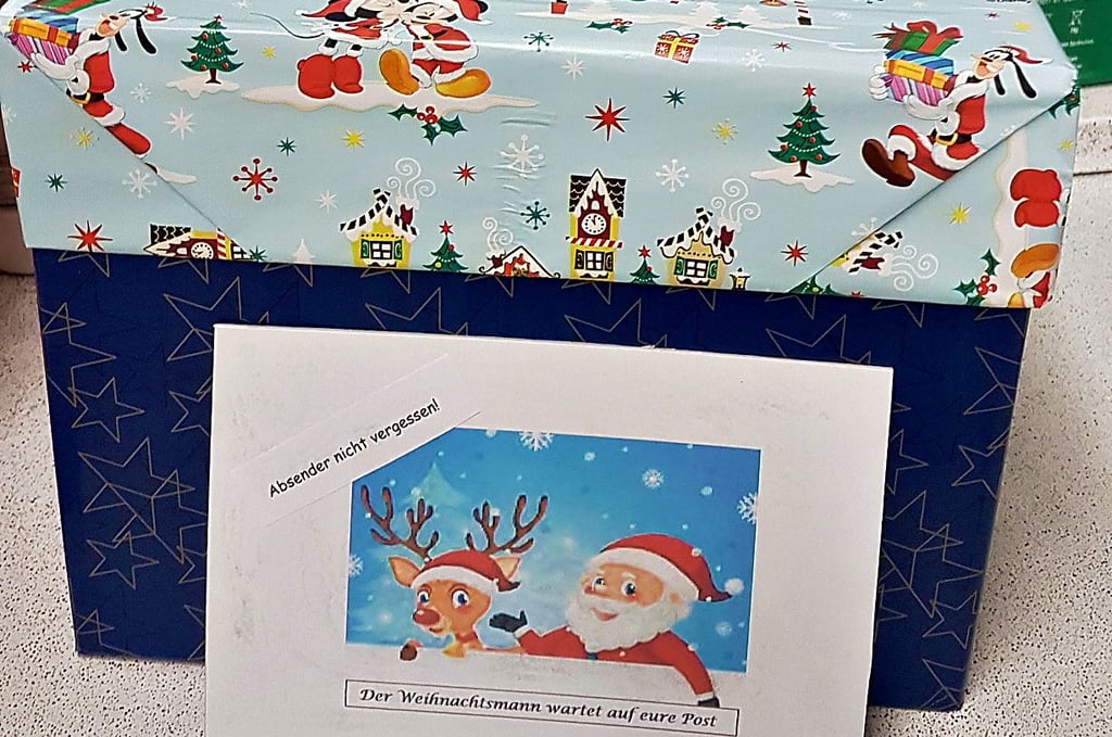 In Gatersleben gibt es zwei Briefkästen für die Weihnachtsmannpost.