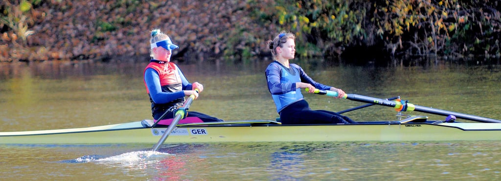 Anne Schepinski (r.) beim Training im Zweier mit ihrer Teamgefährtin Marie Luise Kohlbach.