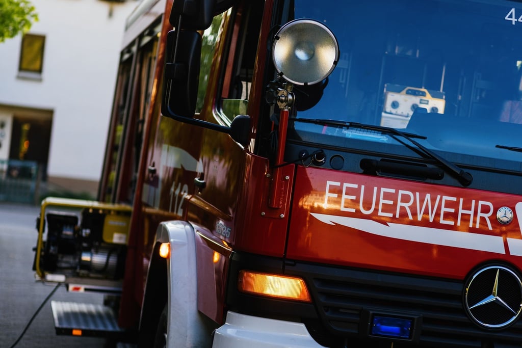Ein Einsatzfahrzeug der Feuerwehr.
