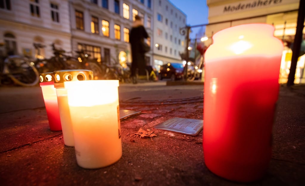An vielen Orten wird jedes Jahr am 9. November der Opfer der Pogromnacht gedacht.