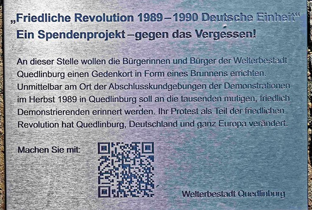 Die Tafel zur Erinnerung.