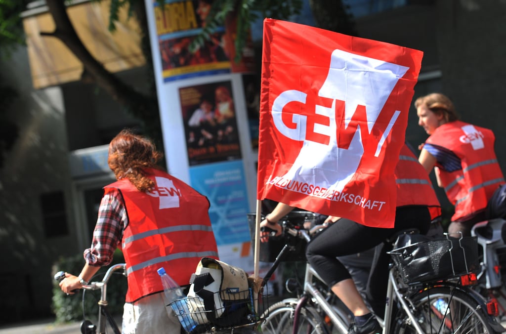 Die Lehrer-Gewerkschaft GEW hat im Zuge der aktuell laufenden Tarifverhandlungen für den öffentlichen Dienst am Mittwoch in Sachsen-Anhalt zu Streiks aufgerufen.