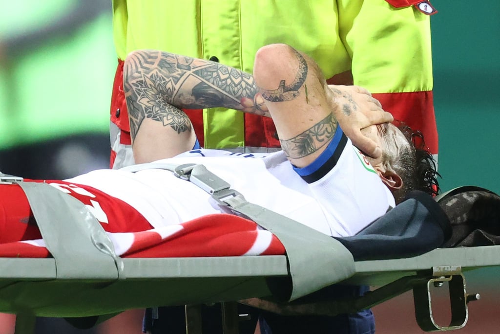 Der Hamburger Tim Leibold hatte sich in der Partie gegen den 1. FC Nürnberg am Knie verletzt.
