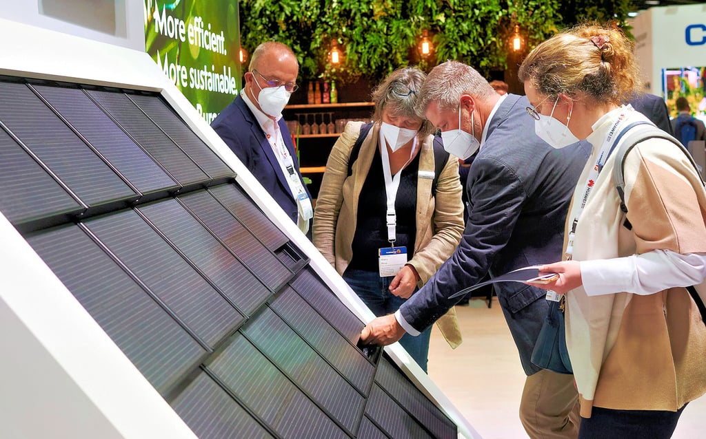 Auf der Intersolar-Messe in München konnte man die Solar-Dachziegel bereits bestaunen.