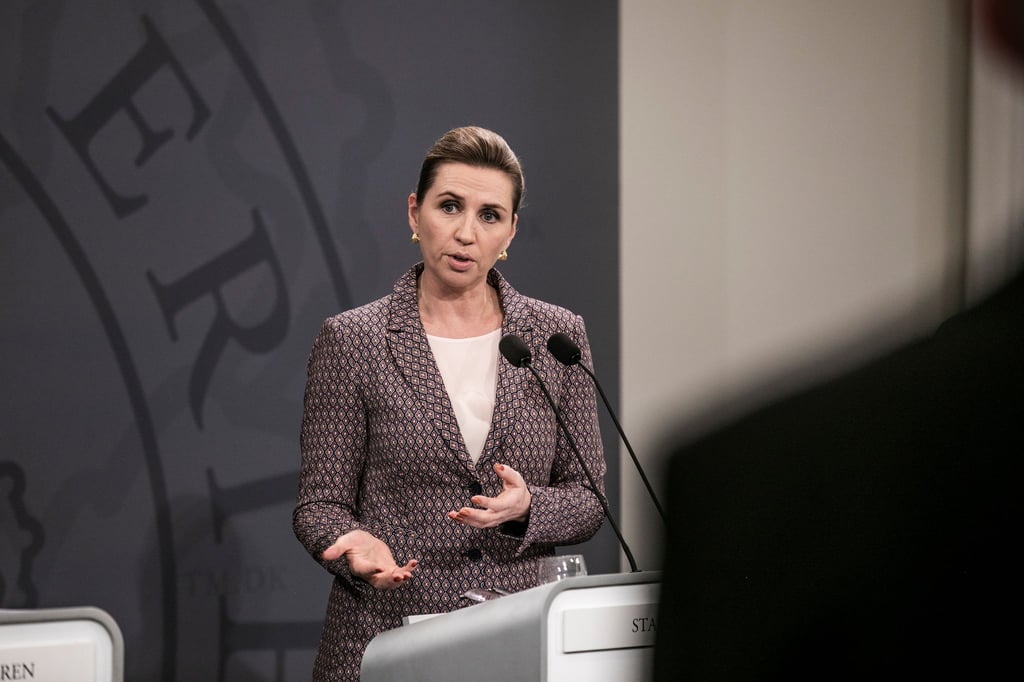 Mette Frederiksen, Ministerpräsidentin von Dänemark, hält die Wiedereinführung des sogenannten Corona-Passes für notwendig.