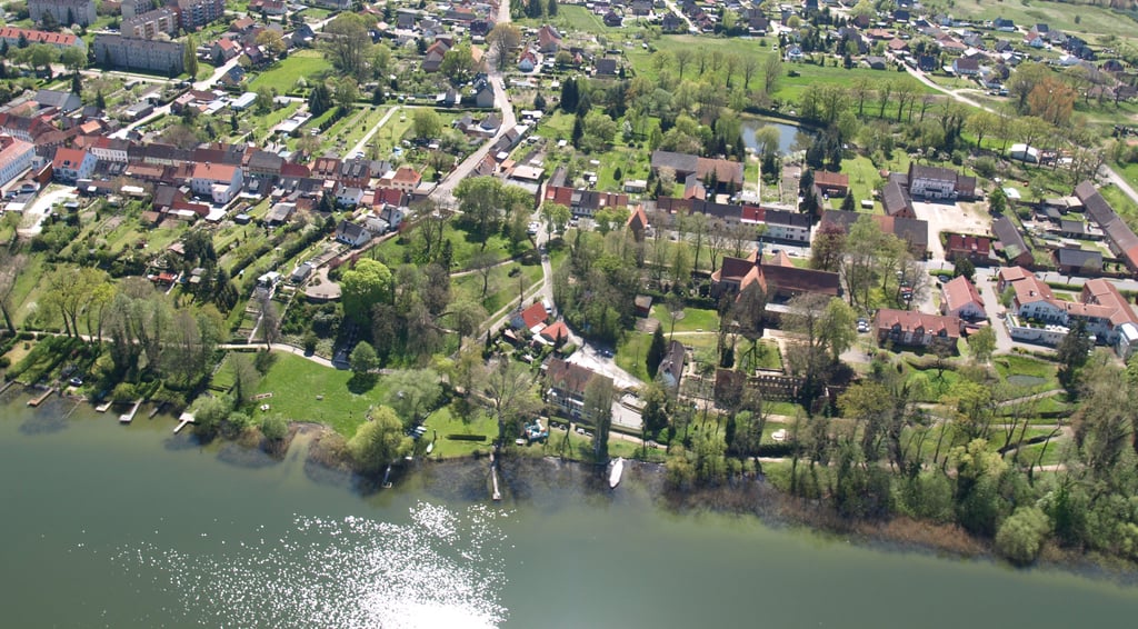 Blick auf Arendsee: Die Einwohner können entscheiden, ob sie einen Ortschaftsrat haben möchten.