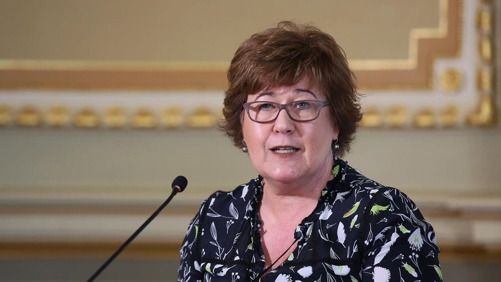 Sachsen-Anhalts Gesundheitsministerin Petra Grimm-Benne (SPD) während einer Pressekonferenz in der Staatskanzlei in Magdeburg.