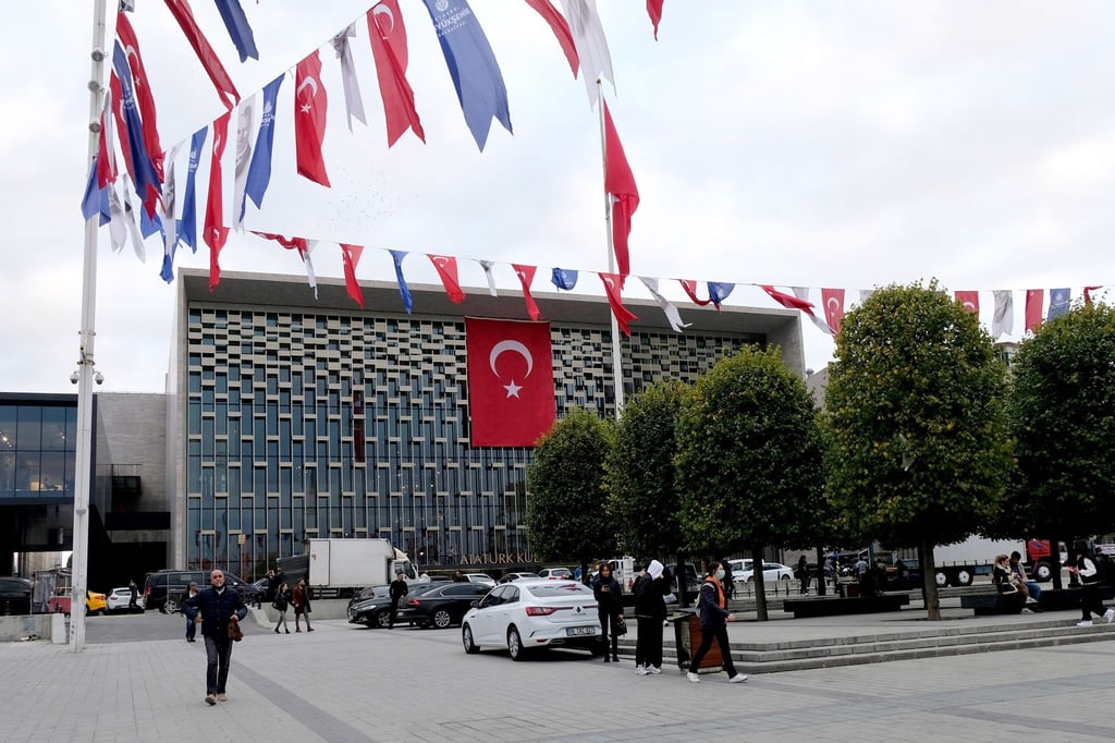 Blick auf das Atatürk-Kulturzentrum.
