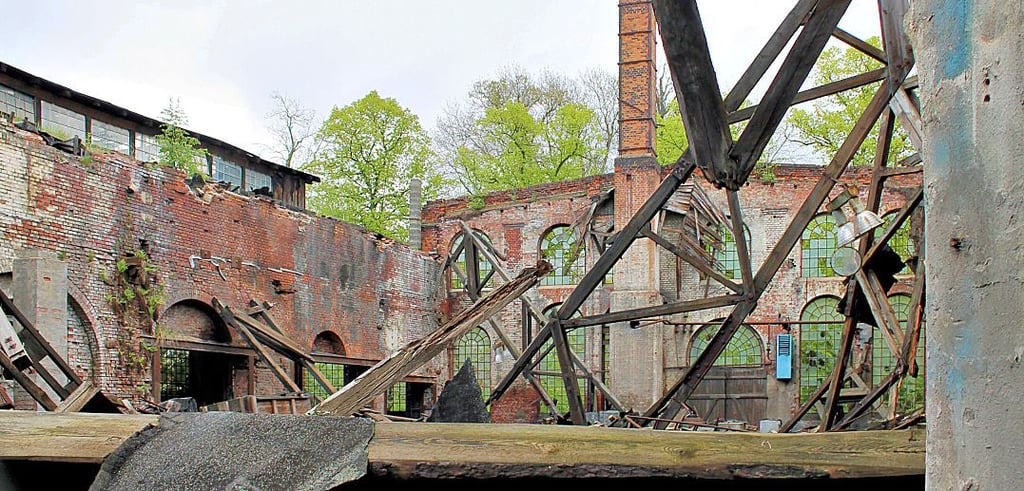 Blick in die historischen Gießereihallen in Tangerhütte.