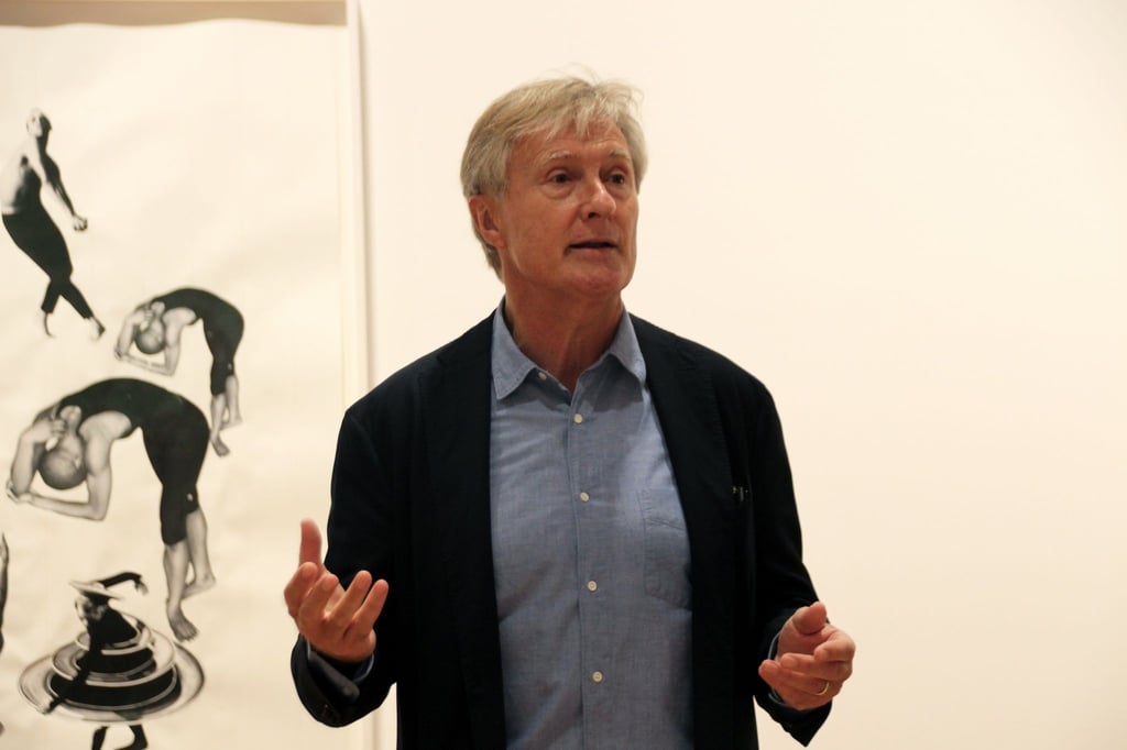 Der deutsche Star-Galerist David Zwirner spricht in seiner Galerie „52 Walker“.