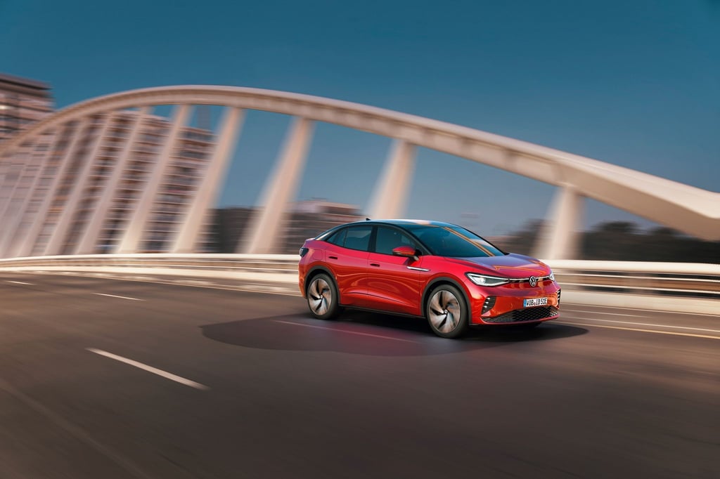 Schräge Linie: VW rollt das elektrische SUV-Coupé ID5 Anfang 2022 auf die Straße.