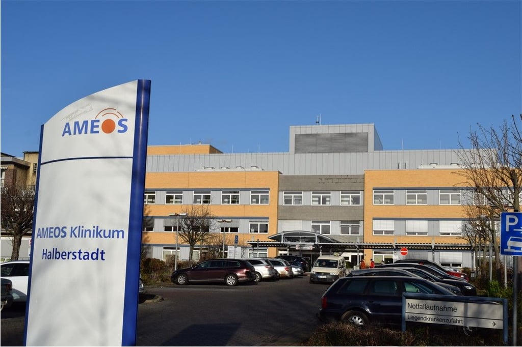 In der Ameos-Klinik in Halberstadt werden zurzeit neun Patienten behandelt, die an Corona erkrankt sind. Einer von ihnen liegt auf der Intensivstation.