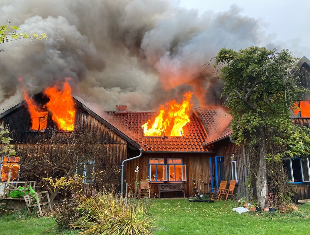 In Losenrade brannte am Dienstag ein Wohnhaus.