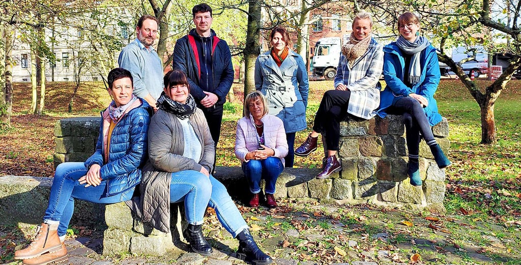 Das Team der „Psychiatrischen Behandlung Zuhause“ des Salus Fachklinikums Uchtspringe arbeitet interdisziplinär zusammen, um Menschen mit akuten psychischen Erkrankungen zu helfen.