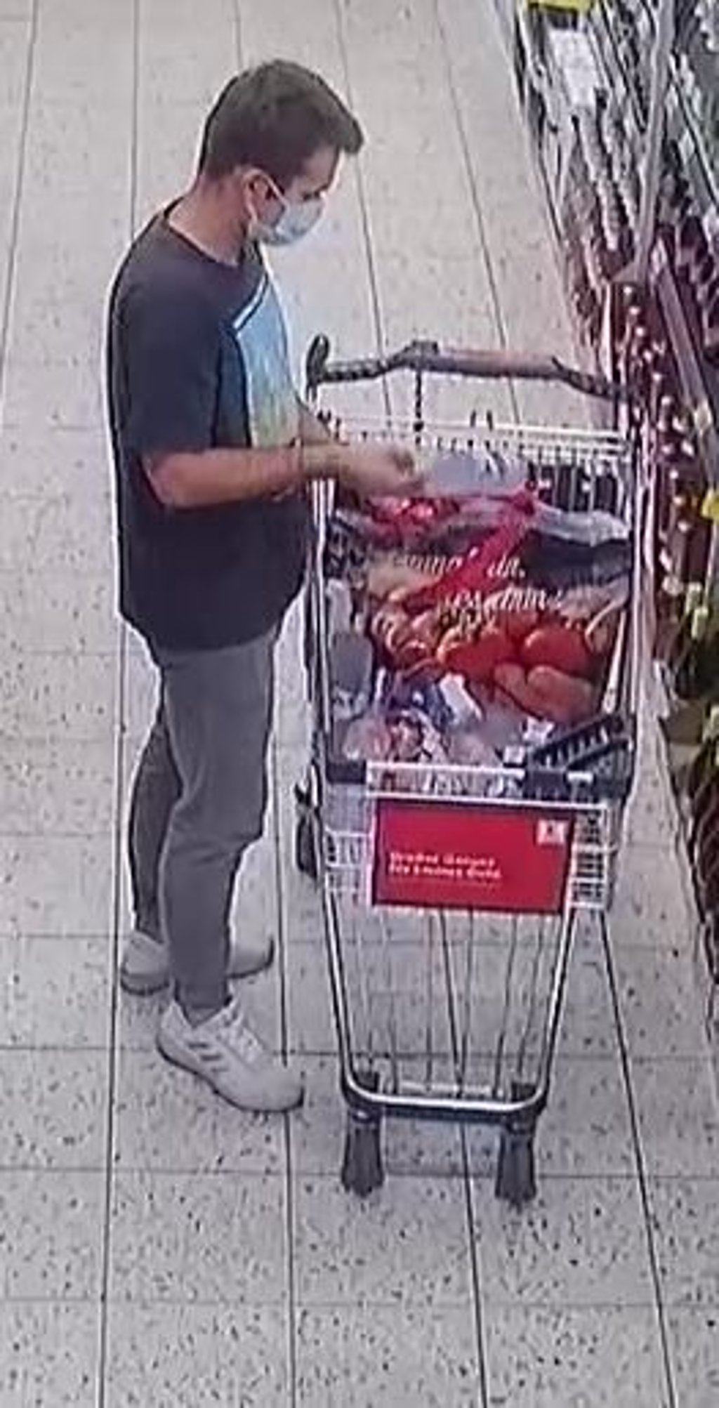 Wer erkennt diesen Mann?