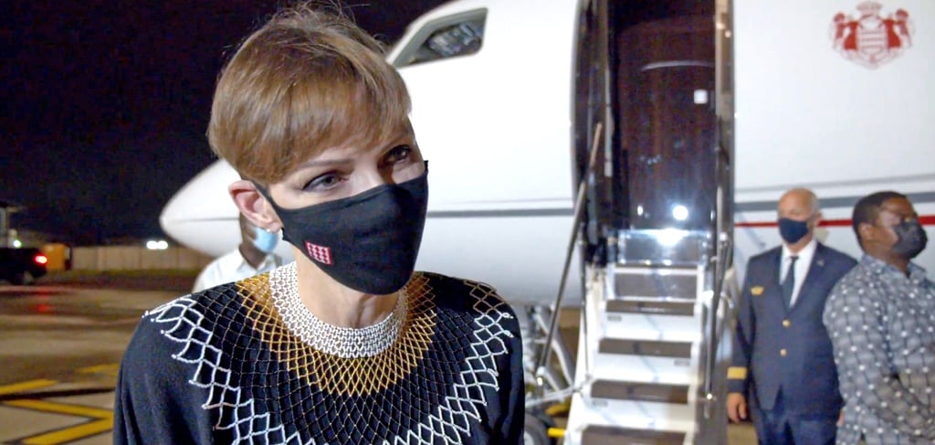Fürstin Charlène von Monaco vor ihrem Ablug aus Südafrika nach Monaco.