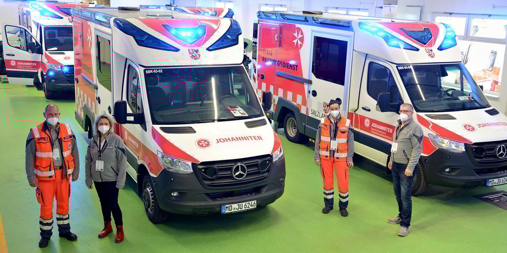 Die Johannither haben aufgerüstet. Für die Schönebecker Rettungswache wurden nun vier nagelneue Rettungswagen beschafft – und zwar direkt aus den Hallen des Aufbauherstellers Ambulanz Mobile.