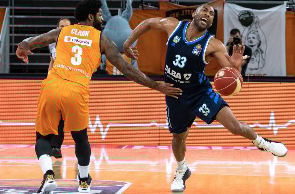 Die Basketball-Bundesliga will verstärkt gegen das Vortäuschen von Fouls vorgehen.