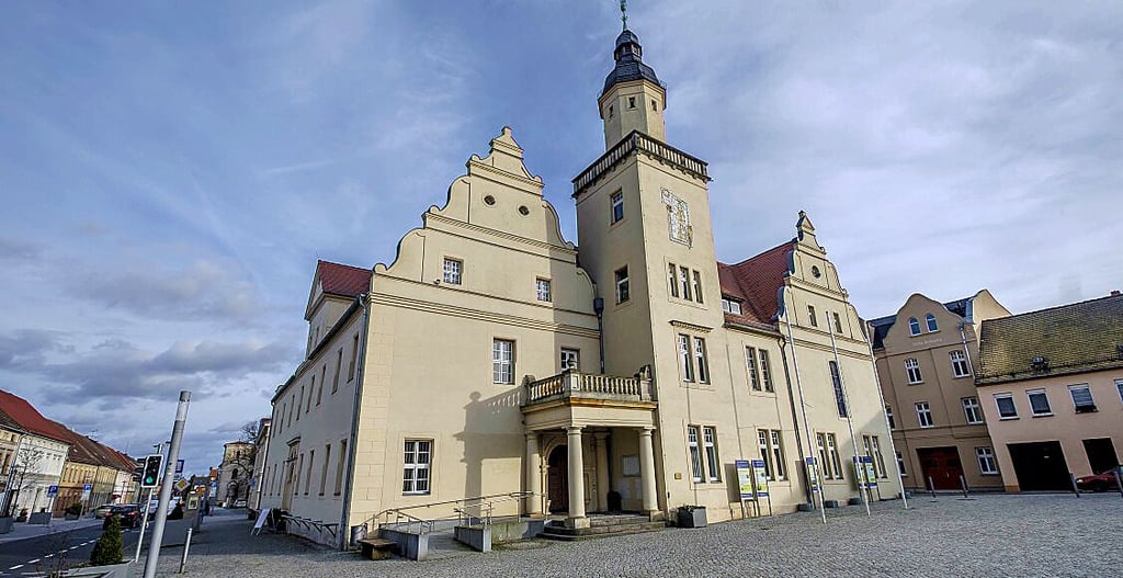 Das Rathaus ist noch zugänglich.