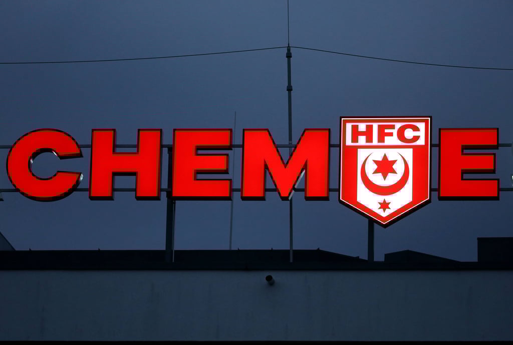 Beim Halleschen FC waren am Montag zwei Spieler positiv auf Corona getestet worden.