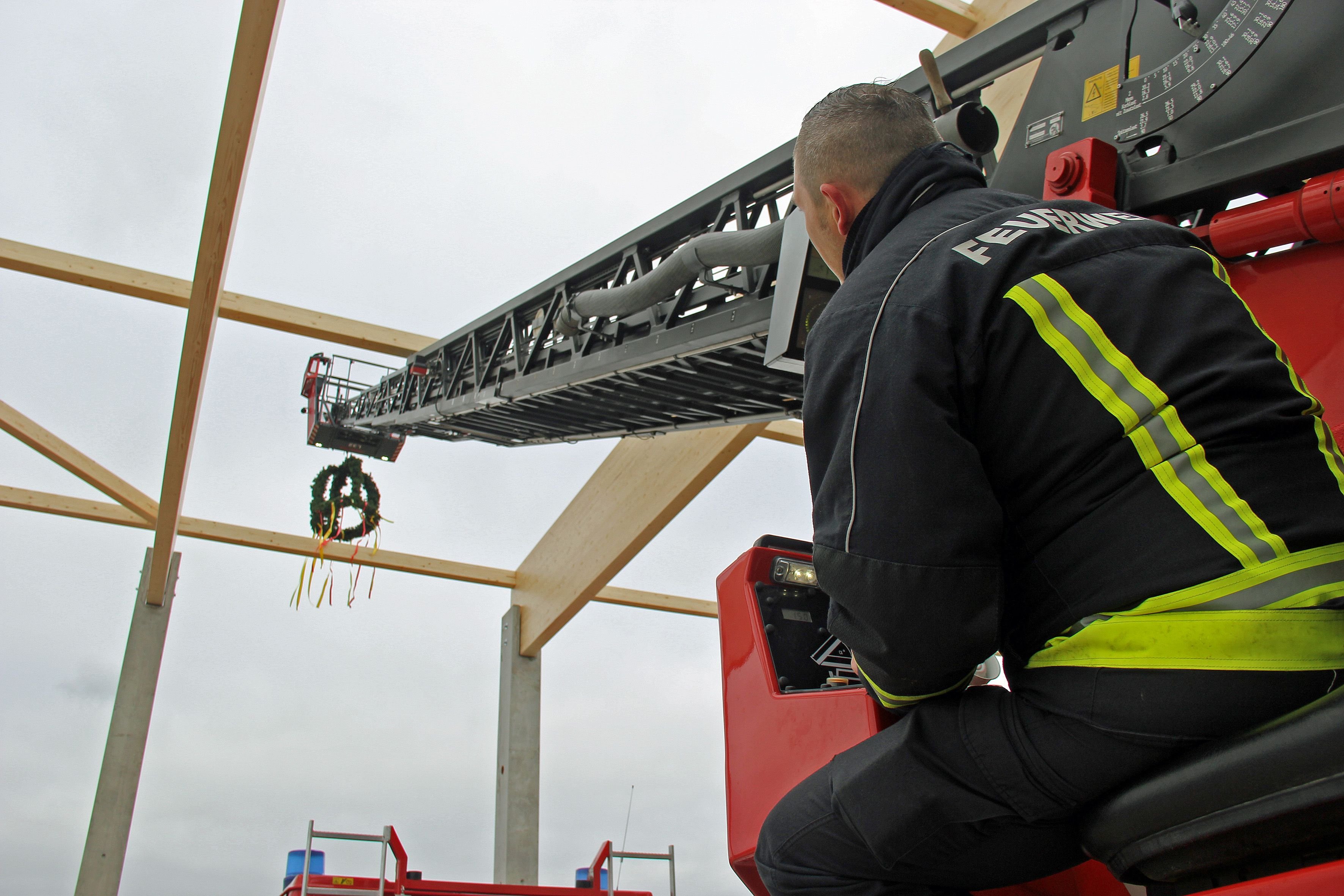 Gerätehaus Der Feuerwehr Eilsleben/Ummendorf: Rohbau Steht, Weitere ...