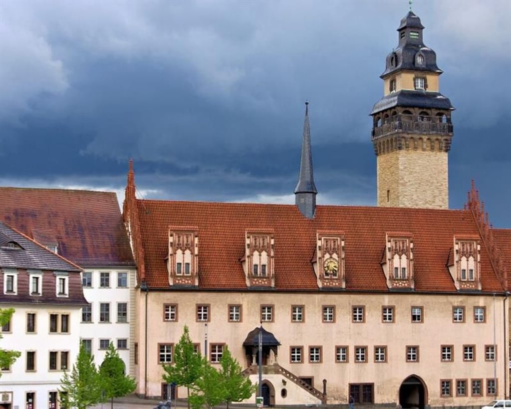 Blick zum Zeitzer Rathaus