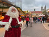 Gehört selbstverständlich zum Magdeburger Weihnachtsmarkt dazu: der Weihnachtsmann.