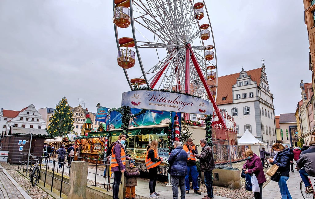 Eingang zum Wittenberger Weihnachtsmarkt.