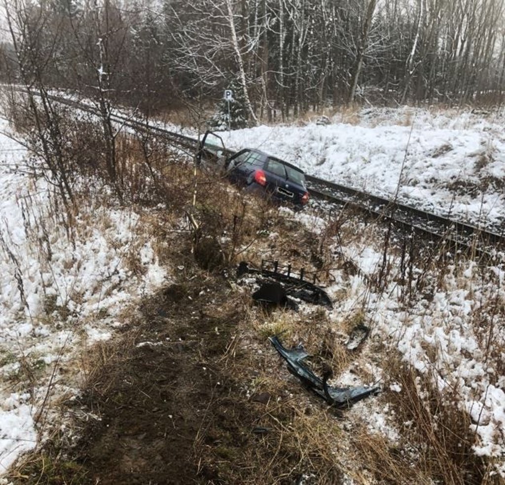 Kurz vor den Gleisen der Harzer Schmalspurbahn kam das Auto der Wernigeröderin zum Stehen. Foto: