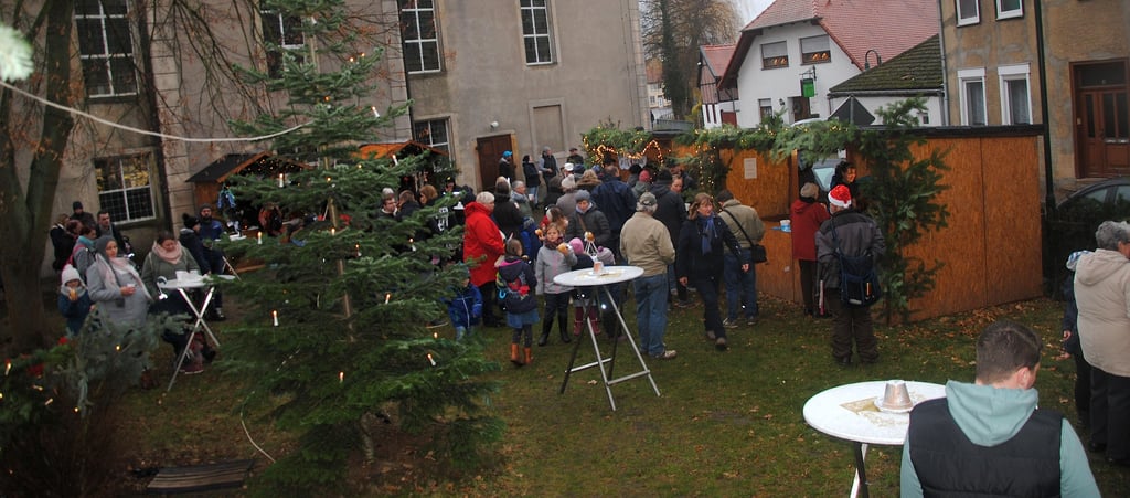 Den Weihnachtsmarkt an der Beetzendorfer Marienkirche (Foto aus 2019) wird es auch in diesem Jahr nicht geben. Die Corona-Auflagen sind für den Verein der Heimatfreunde nicht umsetzbar.