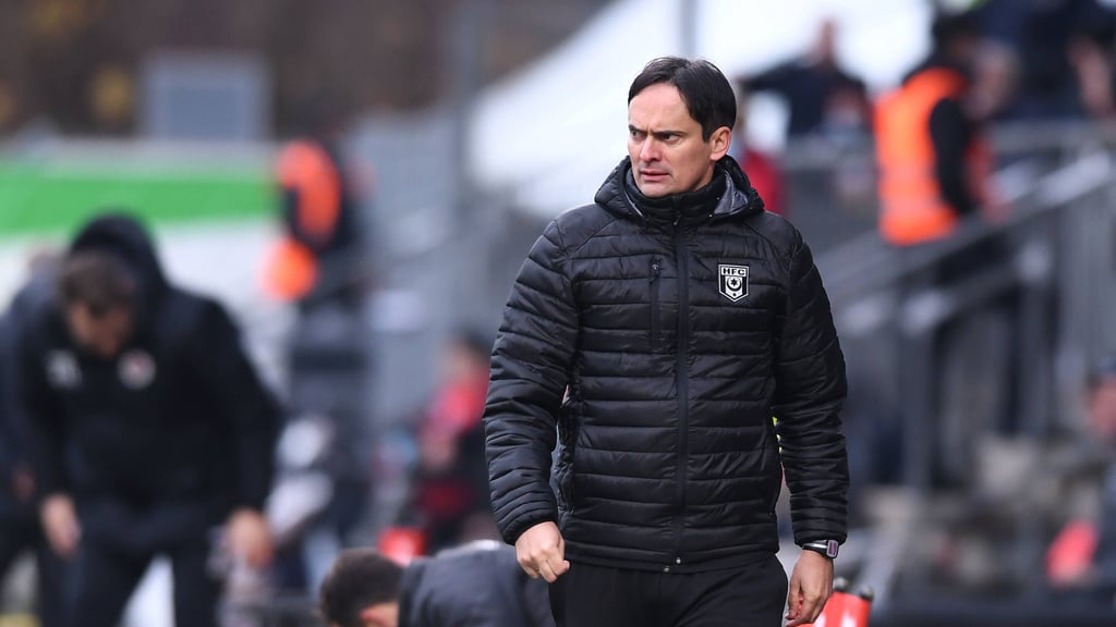 HFC-Trainer Florian Schnorrenberg ärgerte sich nicht nur über das aberkannte Ausgleichstor für seine Mannschaft in Köln.