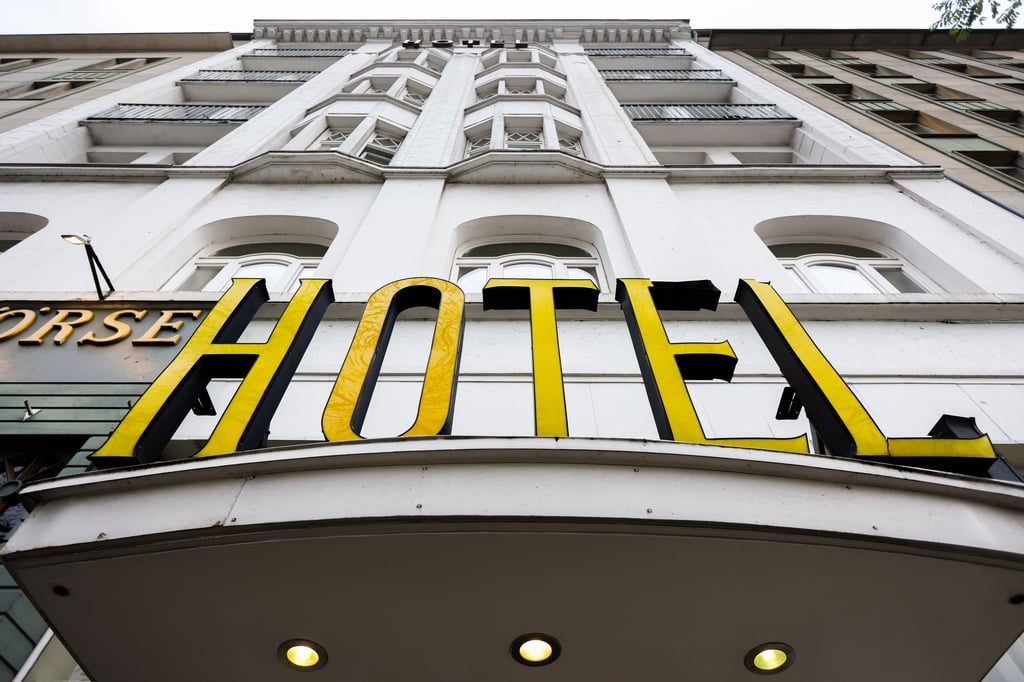 Viele Hotels trifft aktuell eine Stornierungswelle.