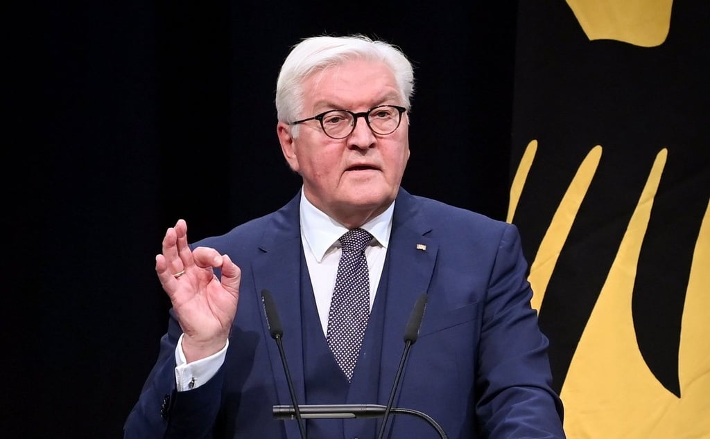 Bundespräsident Frank-Walter Steinmeier bittet die Bürger: „Halten wir uns an die Regeln, reduzieren wir noch einmal unsere Kontakte“.