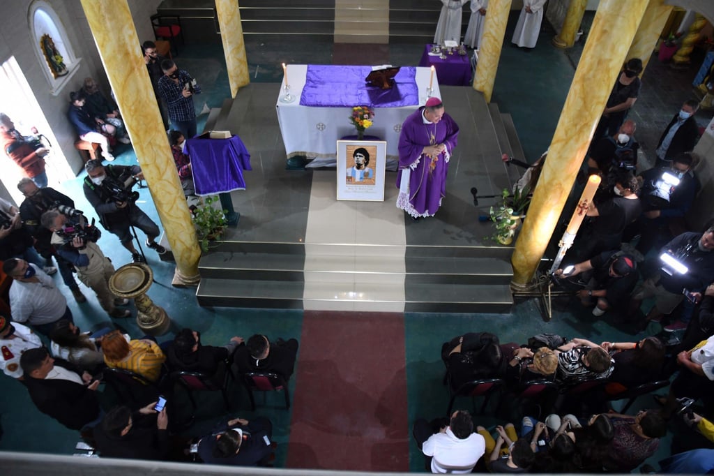 Ein Gottesdienst zu Ehren Maradonas in Buenos Aires.